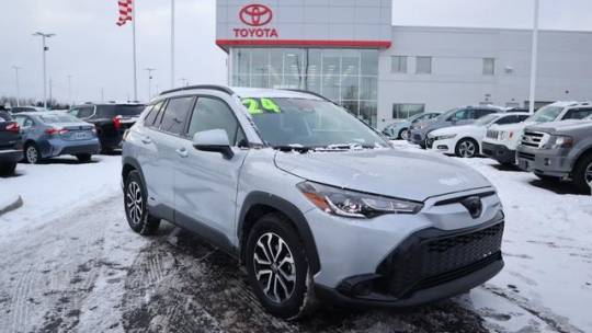 2024 Toyota Corolla Cross Hybrid SE — SUV — 3,626 mi — Macomb, MI