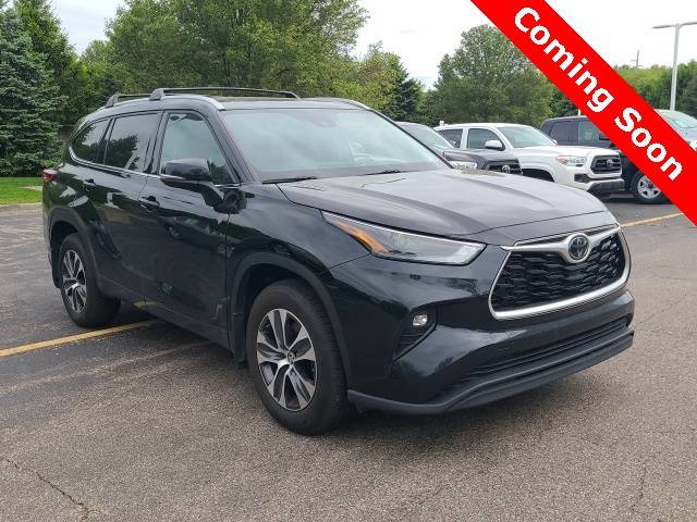 2022 Toyota Highlander XLE — SUV — 61,390 mi — Macomb, MI
