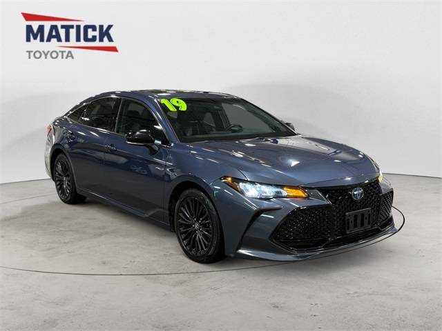2019 Toyota Avalon Hybrid XSE — Sedan — 64,566 mi — Macomb, MI