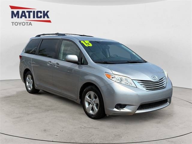 2015 Toyota Sienna LE — Minivan — 182,190 mi — Macomb, MI