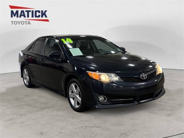 2014 Toyota Camry SE — Sedan — 153,500 mi — Macomb, MI