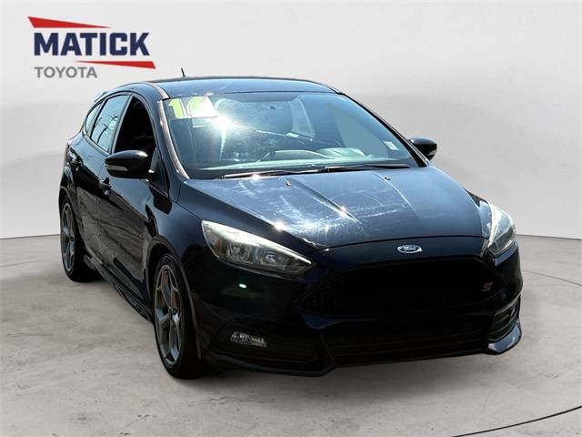 2016 Ford Focus ST — Hatchback — 104,773 mi — Macomb, MI
