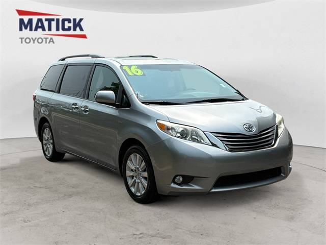2016 Toyota Sienna Limited — Minivan — 113,515 mi — Macomb, MI
