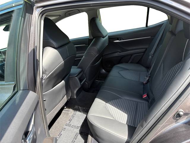 2021 Toyota Camry SE — Sedan — 35,974 mi — Macomb, MI
