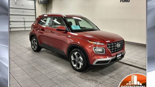2024 Hyundai Venue SEL — SUV — 1,060 mi — Rapid City, SD