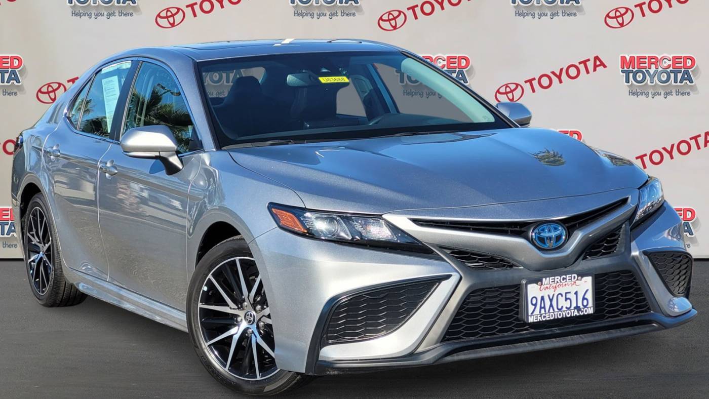 2022 Toyota Camry Hybrid SE — Sedan — 44,291 mi — Merced, CA