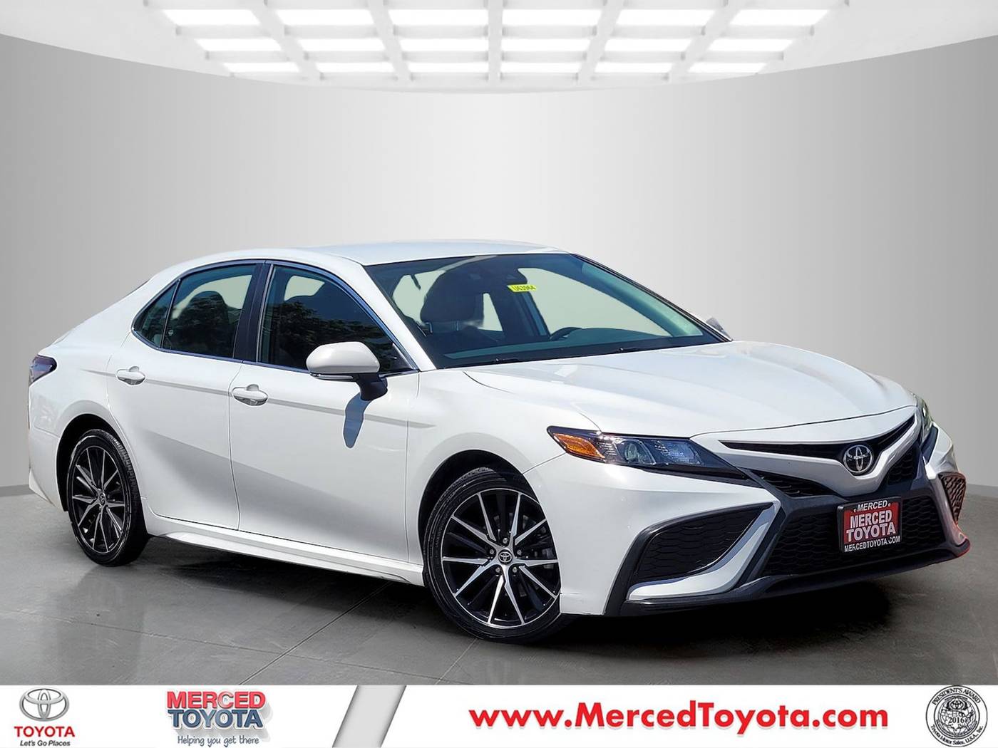 2022 Toyota Camry SE — Sedan — 70,230 mi — Merced, CA