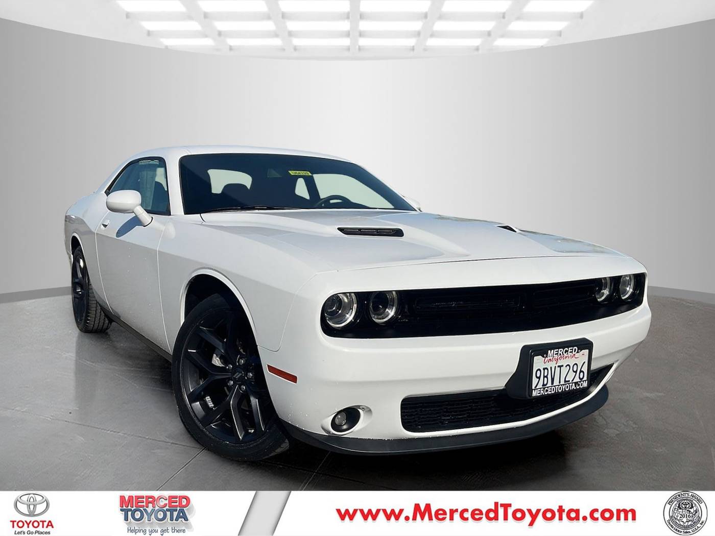 2022 Dodge Challenger SXT — Coupe — 50,790 mi — Merced, CA