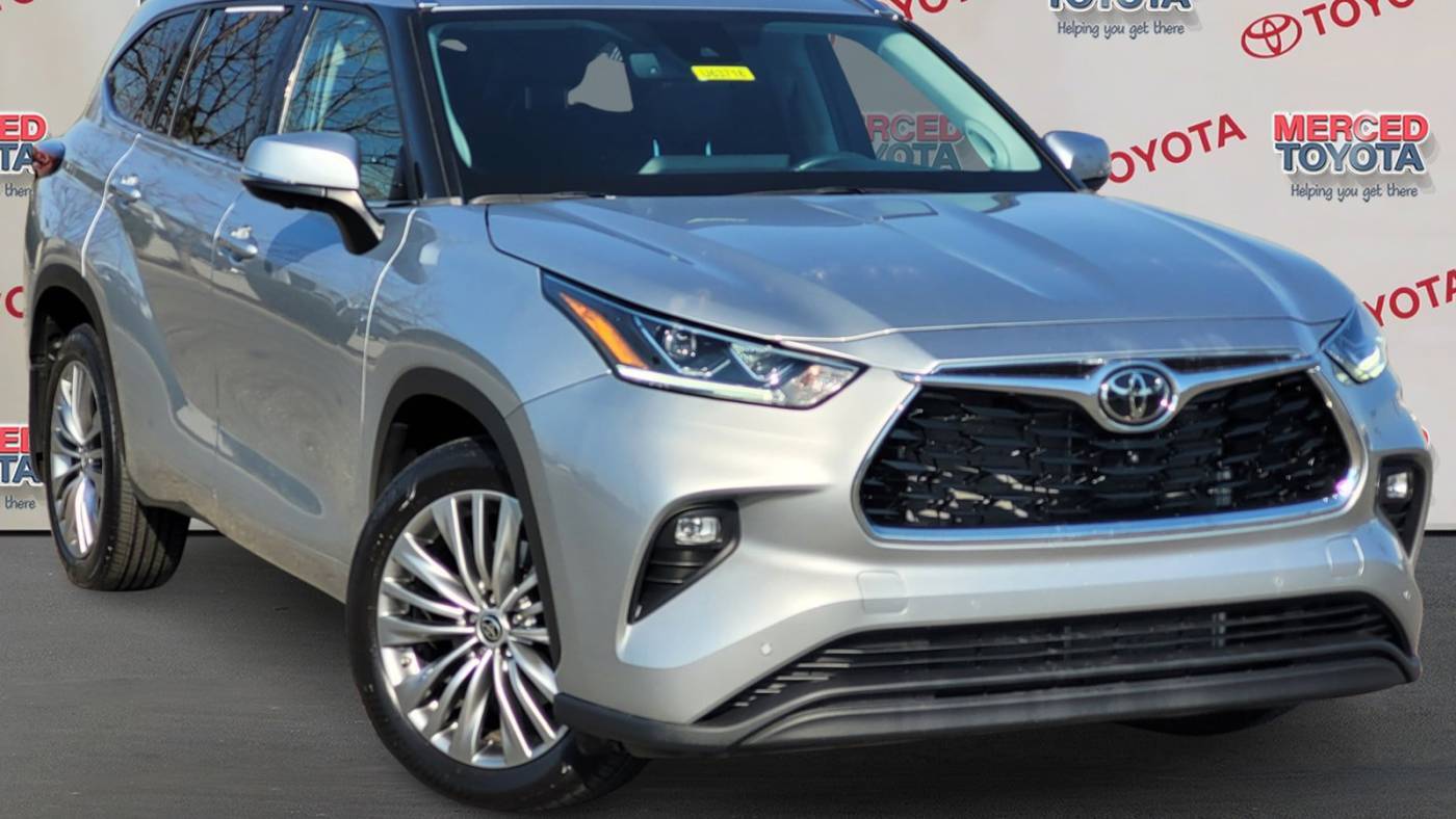 2023 Toyota Highlander Limited — SUV — 17,173 mi — Merced, CA