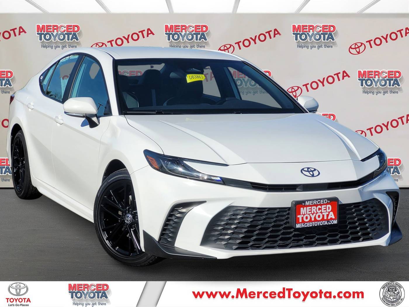 2025 Toyota Camry LE — Sedan — 15,351 mi — Merced, CA