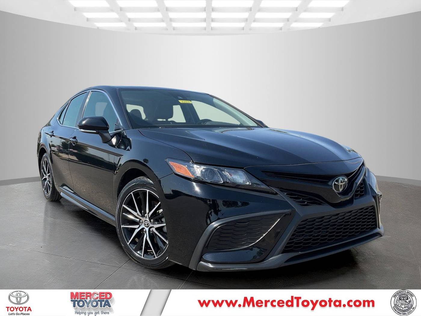 2023 Toyota Camry SE — Sedan — 66,416 mi — Merced, CA