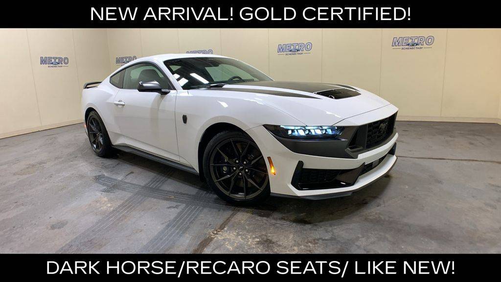 2025 Ford Mustang Dark Horse