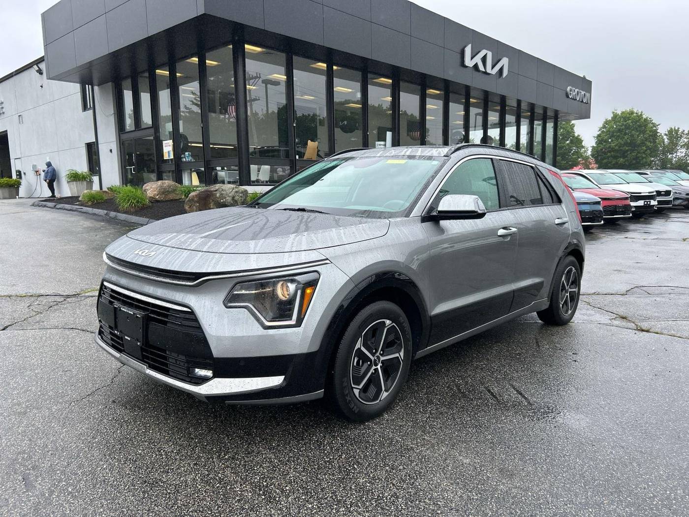 2024 Kia Niro Hybrid SX — SUV — 2,115 mi — Groton, CT
