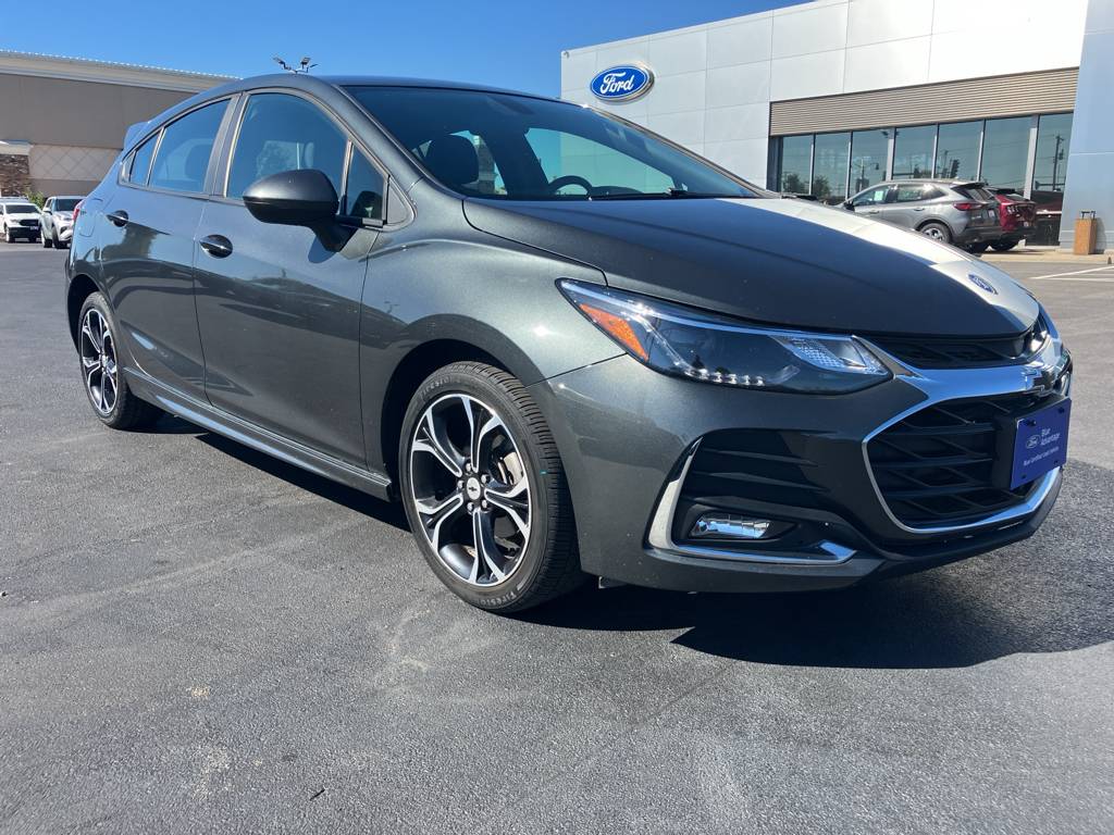 2019 Chevrolet Cruze LT — Hatchback — 95,547 mi — Ellisville, MO