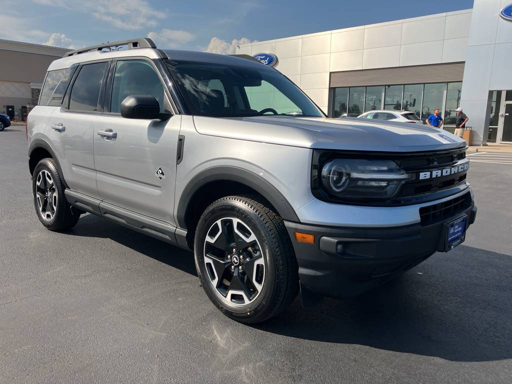 2023 Ford Bronco Sport Outer Banks — SUV — 44,997 mi — Ellisville, MO