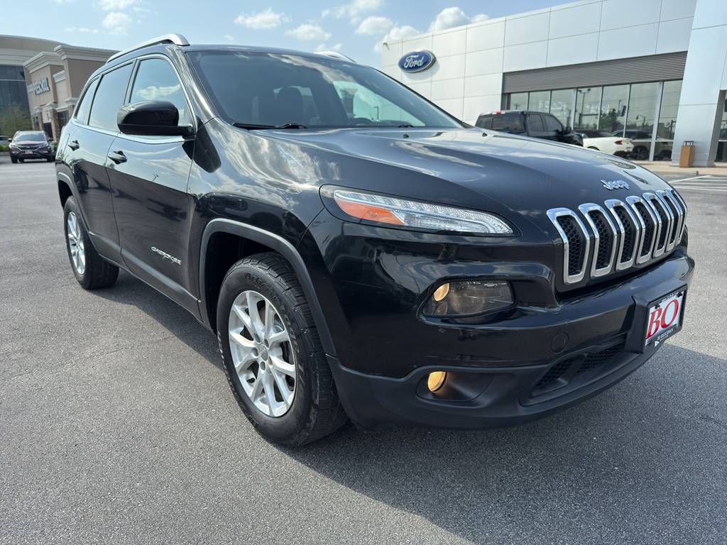 2014 Jeep Cherokee Latitude — SUV — 111,527 mi — Ellisville, MO