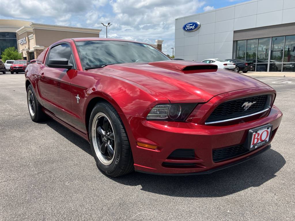 2014 Ford Mustang V6 — Coupe — 136,558 mi — Ellisville, MO