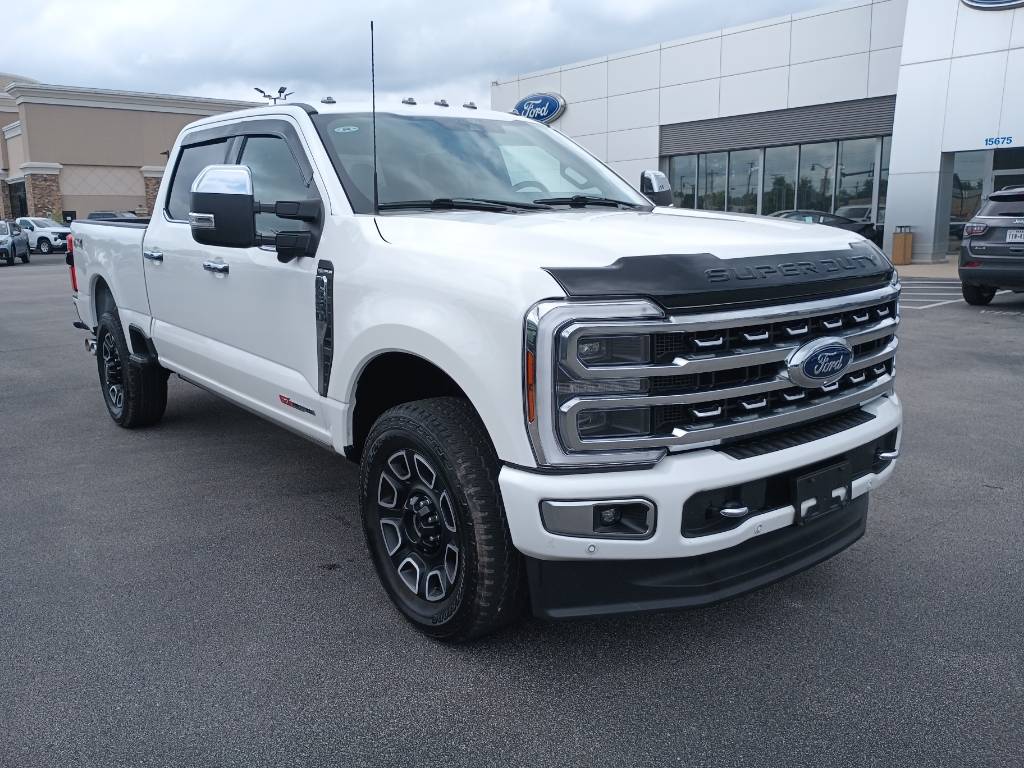 2024 Ford Super Duty F-250 Platinum — Pickup Truck — 14,772 mi — Ellisville, MO