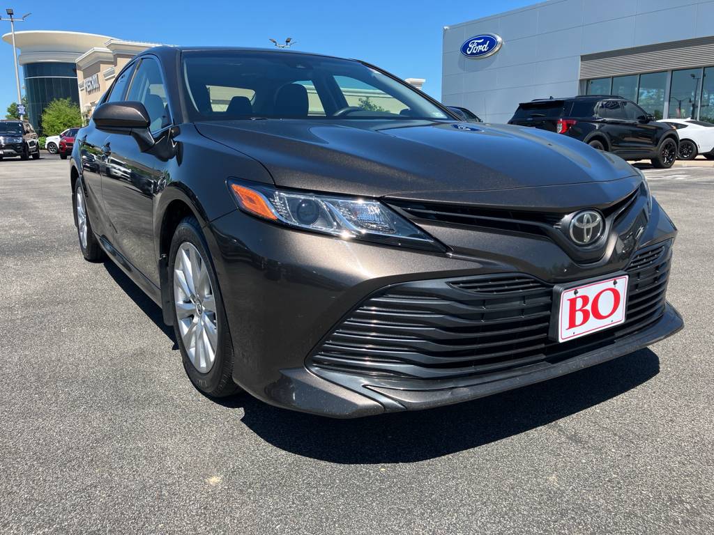 2018 Toyota Camry LE — Sedan — 41,206 mi — Ellisville, MO