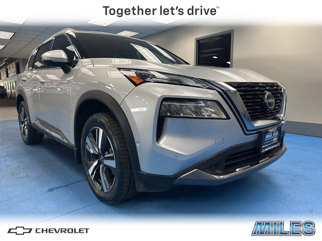 2023 Nissan Rogue SL — SUV — 22,674 mi — Decatur, IL