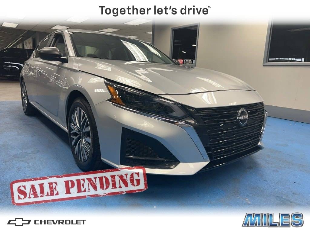 2024 Nissan Altima SV — Sedan — 38,858 mi — Decatur, IL