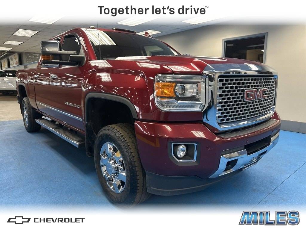 2015 GMC Sierra 3500HD Denali — Pickup Truck — 89,849 mi — Decatur, IL