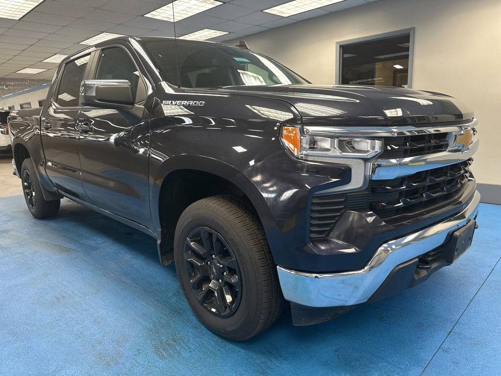 2022 Chevrolet Silverado 1500 LT — Pickup Truck — 60,160 mi — Decatur, IL
