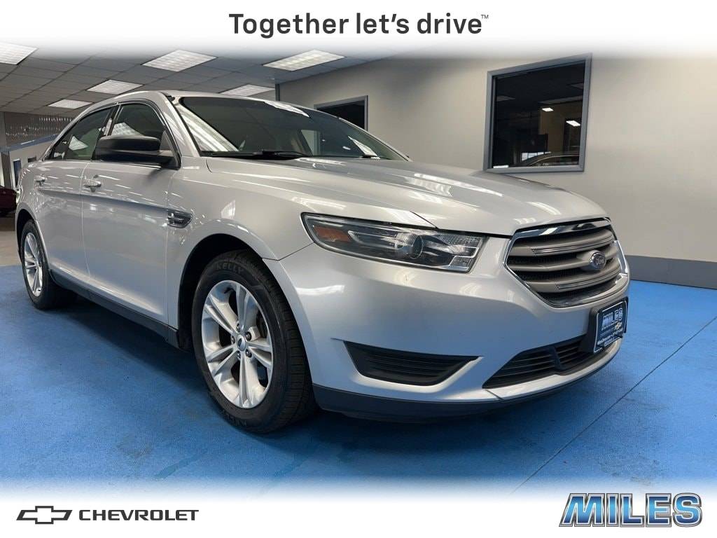 2018 Ford Taurus SE — Sedan — 53,861 mi — Decatur, IL