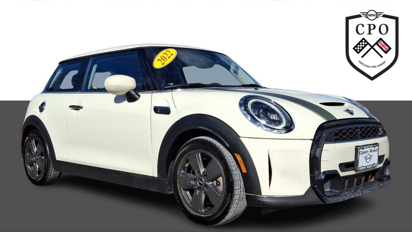 2022 MINI Hardtop Cooper S — Hatchback — 9,068 mi — Morristown, NJ
