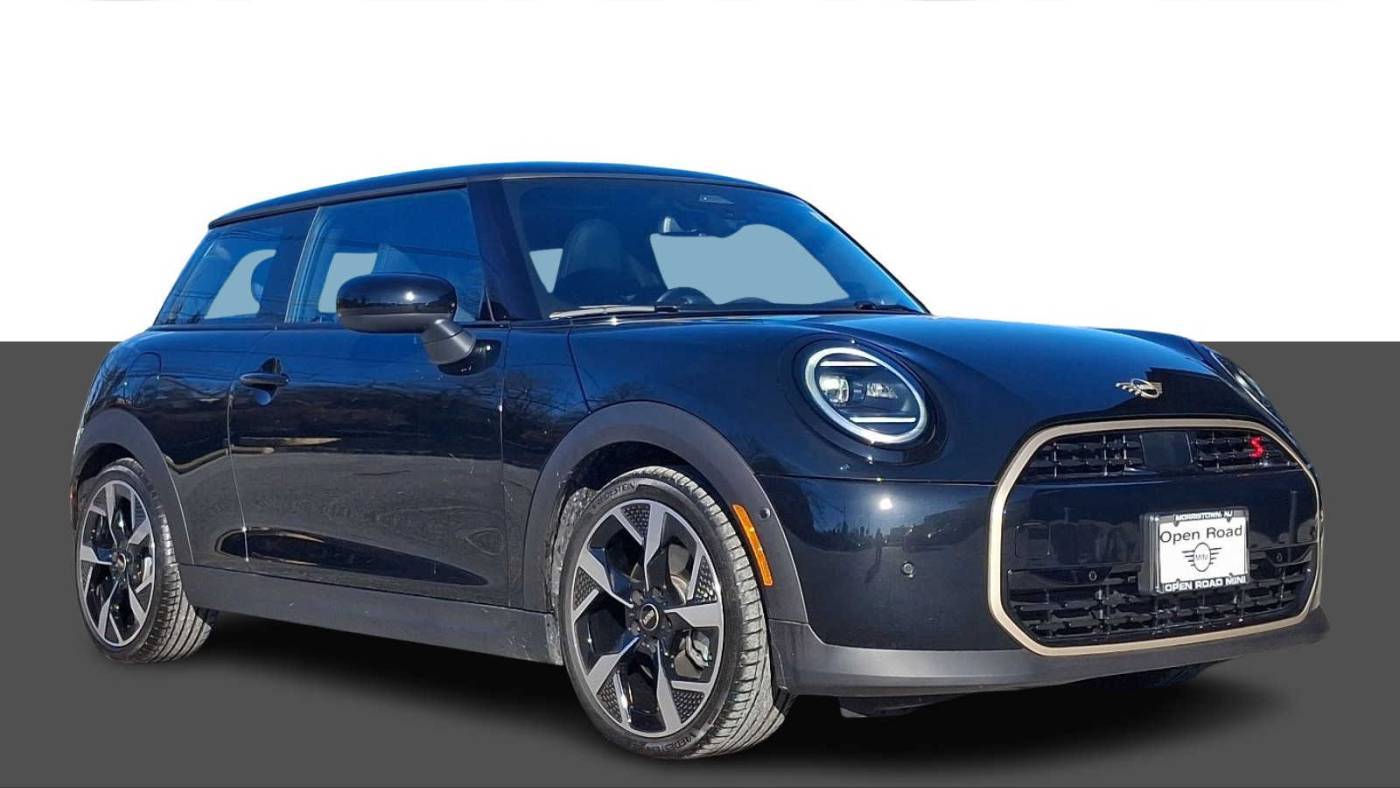 2025 MINI Hardtop Cooper S — Hatchback — 1,946 mi — Morristown, NJ