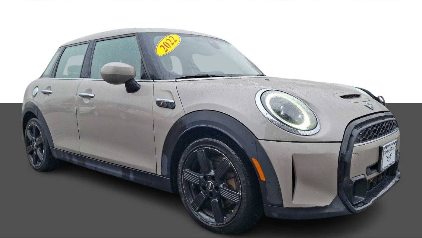 2022 MINI Hardtop Cooper S — Hatchback — 65,896 mi — Morristown, NJ