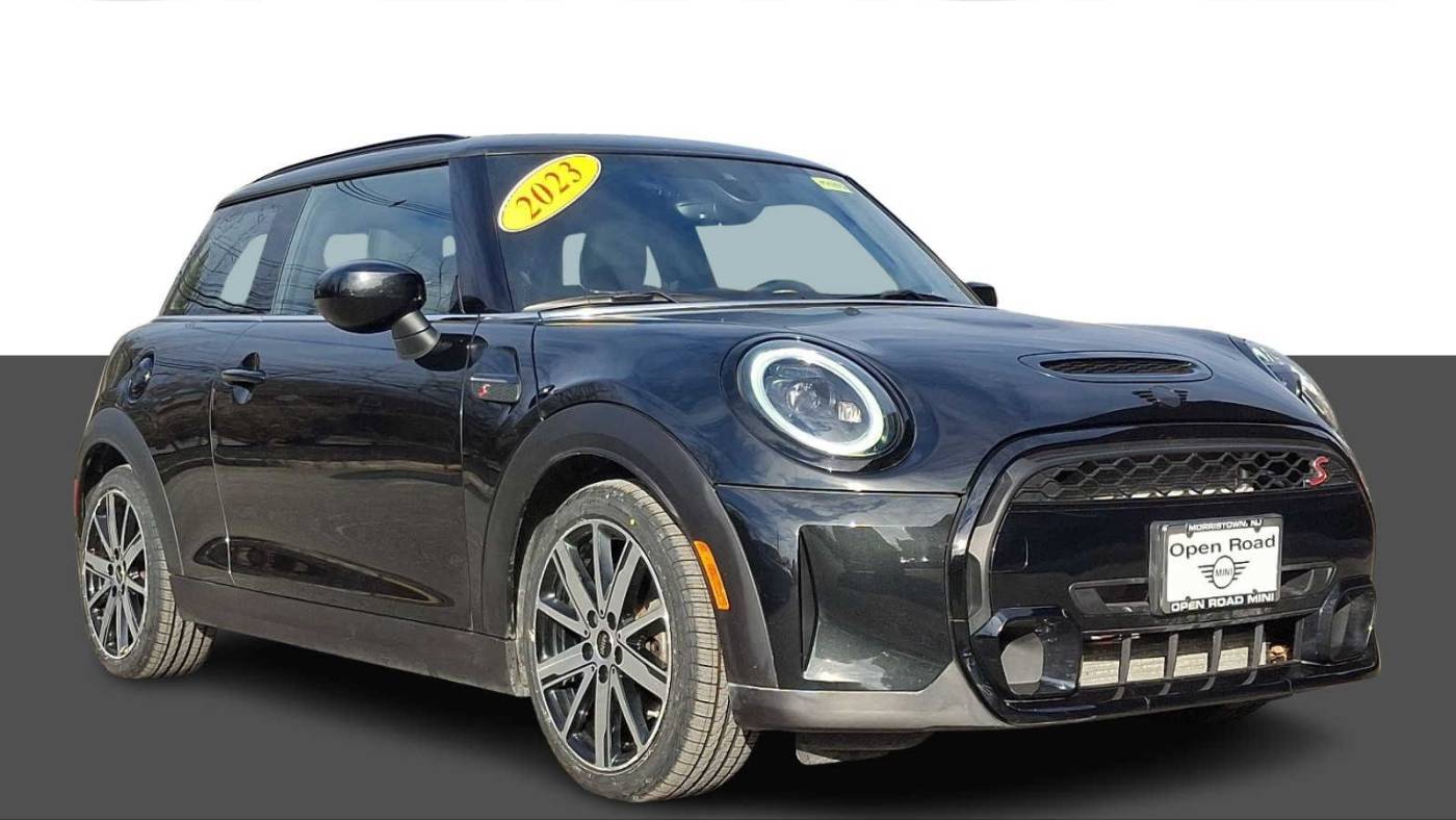 2023 MINI Hardtop Cooper S — Hatchback — 44,888 mi — Morristown, NJ