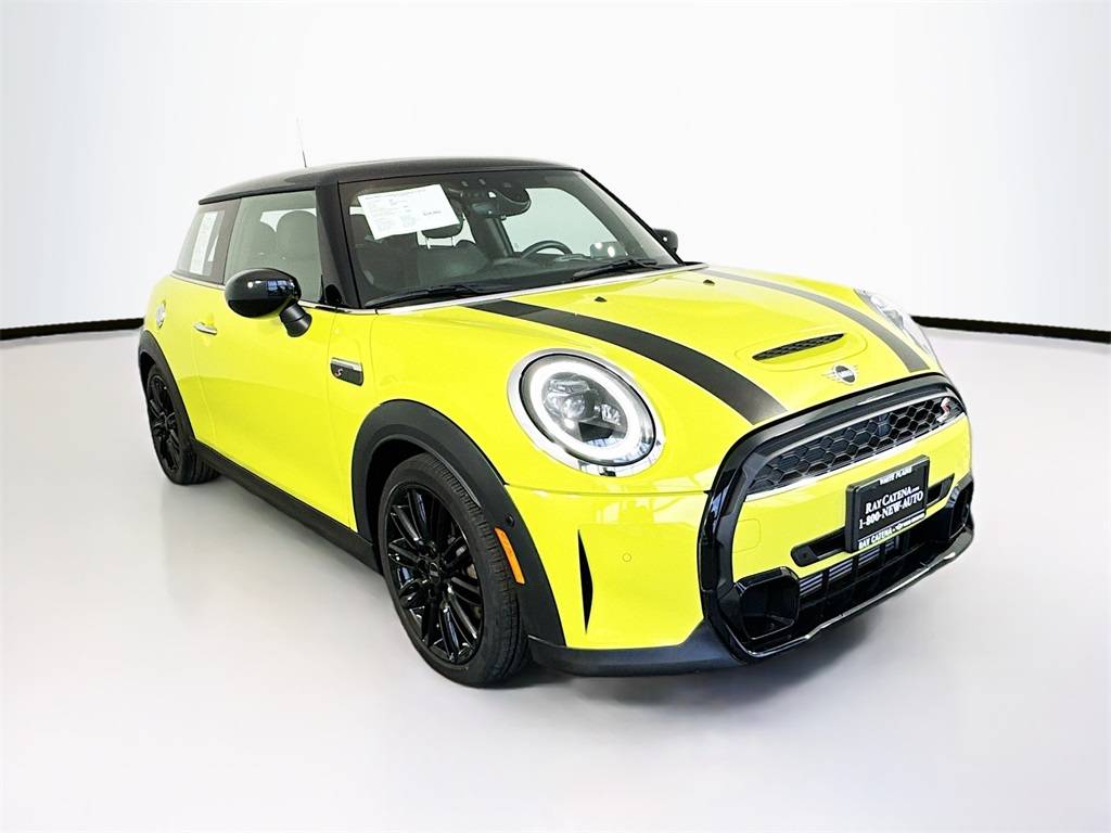 2023 MINI Hardtop Cooper S Classic — Hatchback — 8,538 mi — White Plains, NY