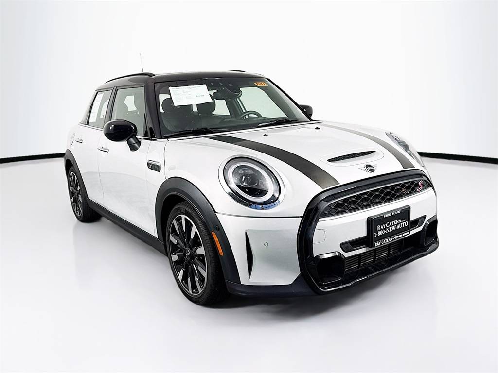 2023 MINI Hardtop Cooper S Classic — Hatchback — 19,680 mi — White Plains, NY