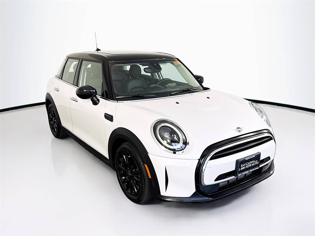 2023 MINI Hardtop Cooper Classic — Hatchback — 19,577 mi — White Plains, NY