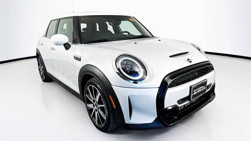 2022 MINI Hardtop Cooper S — Hatchback — 28,143 mi — White Plains, NY