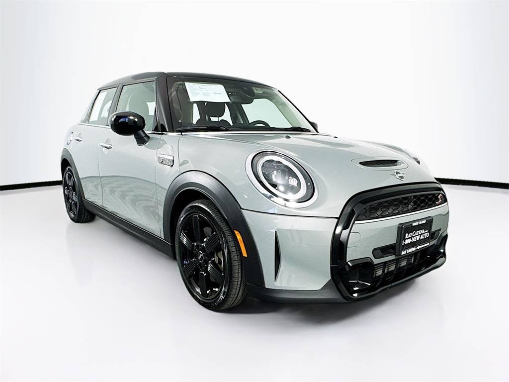 2023 MINI Hardtop Cooper S Classic — Hatchback — 20,157 mi — White Plains, NY