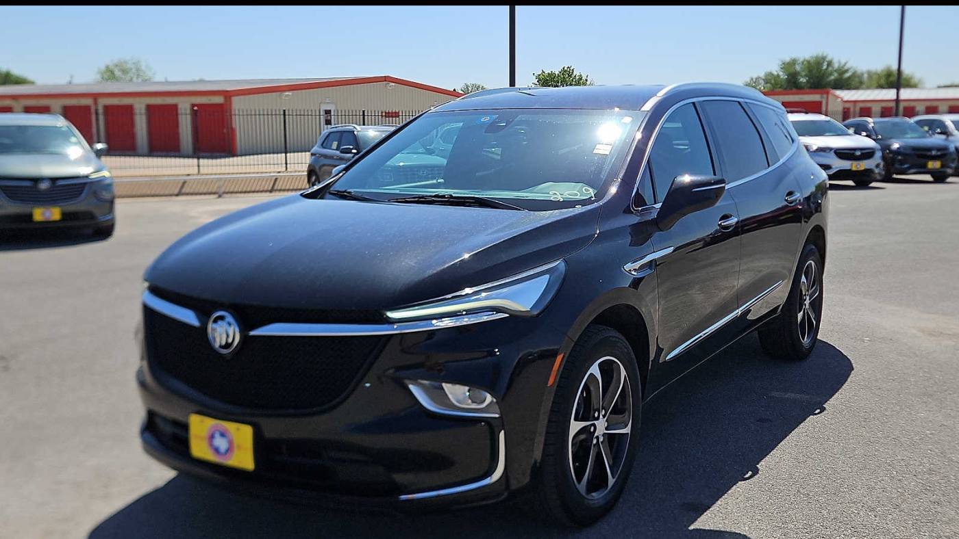 2022 Buick Enclave Essence