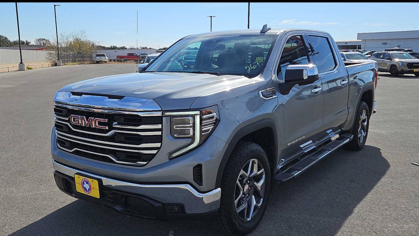 2023 GMC Sierra 1500 SLT — Pickup Truck — 61,398 mi — San Angelo, TX