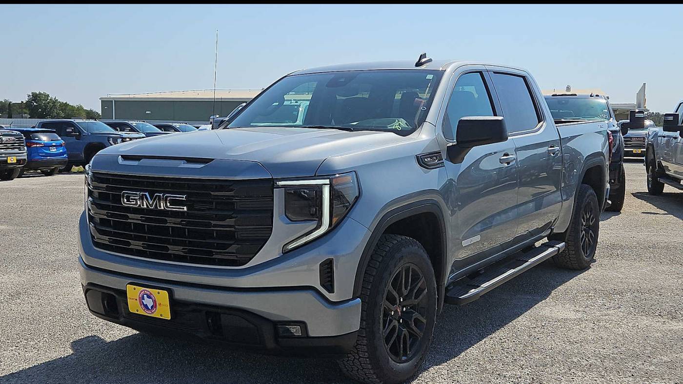 2025 GMC Sierra 1500 Elevation — Pickup Truck — 8,172 mi — San Angelo, TX