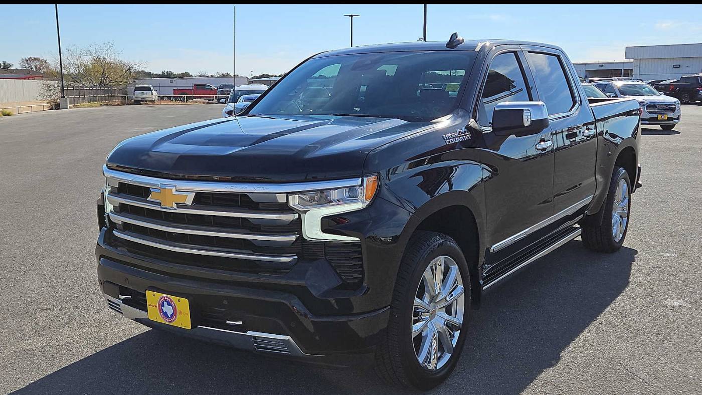 2023 Chevrolet Silverado 1500 High Country — Pickup Truck — 6,160 mi — San Angelo, TX