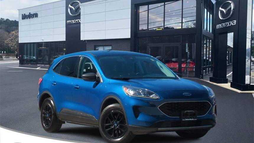 2022 Ford Escape SE — SUV — 31,906 mi — Thomaston, CT