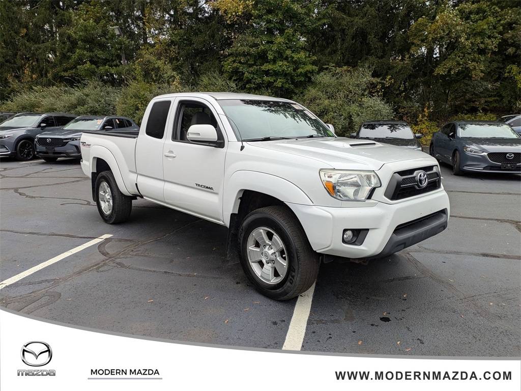 2014 Toyota Tacoma Base — Pickup Truck — 124,559 mi — Thomaston, CT