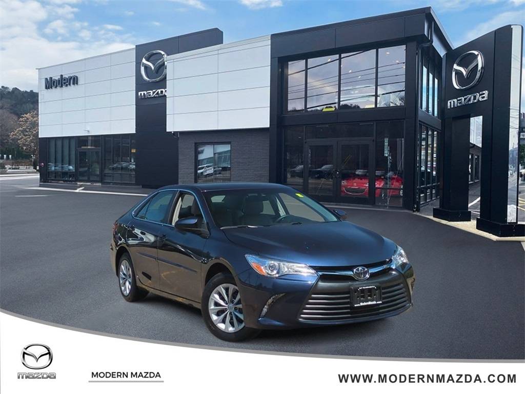2017 Toyota Camry LE — Sedan — 26,321 mi — Thomaston, CT