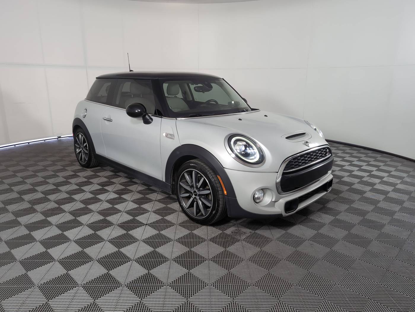 2019 MINI Hardtop Cooper S — Hatchback — 84,025 mi — Houston, TX
