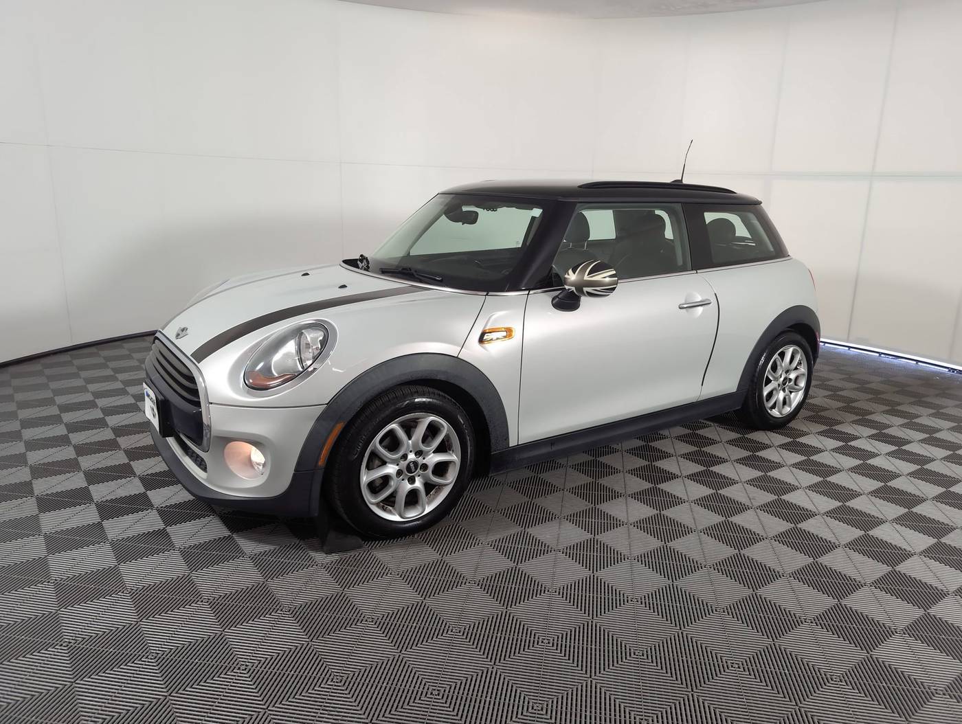 2017 MINI Hardtop Cooper — Hatchback — 71,577 mi — Houston, TX