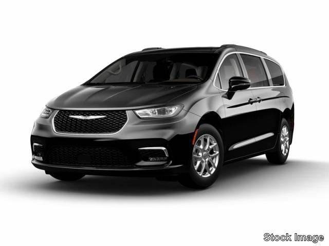 2023 Chrysler Pacifica Touring L — Minivan — 70,675 mi — Monroeville, PA