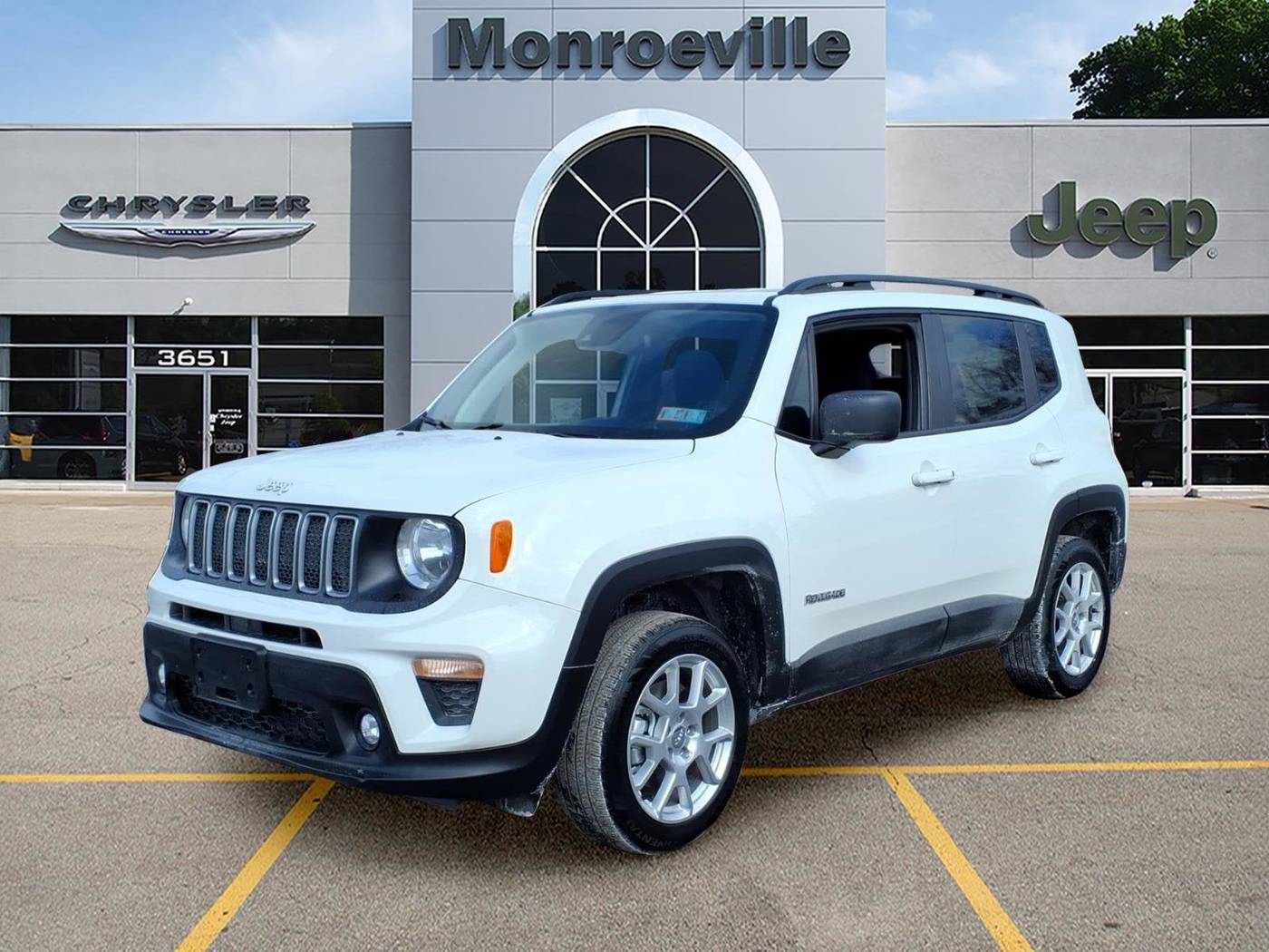 2023 Jeep Renegade Latitude — SUV — 22,610 mi — Monroeville, PA