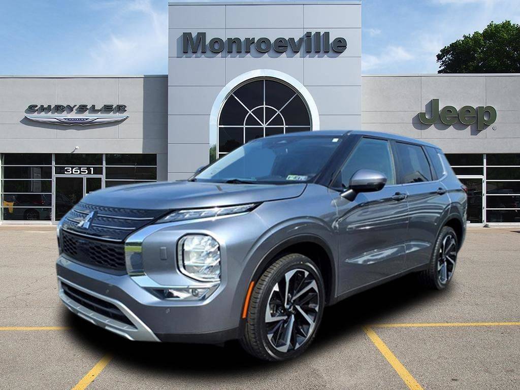 2023 Mitsubishi Outlander SE Special Edition — SUV — 24,034 mi — Monroeville, PA