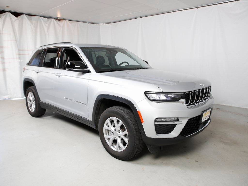 2022 Jeep Grand Cherokee Limited — SUV — 20,652 mi — Mora, MN